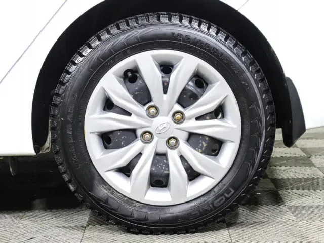 Hyundai Solaris, I Рестайлинг — фото 9