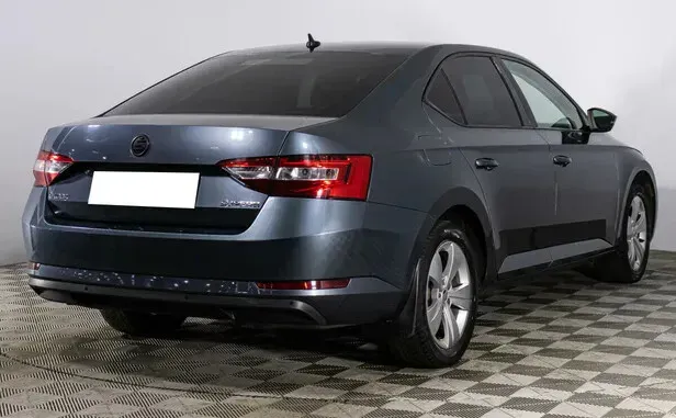 Skoda Superb, III — фото 2