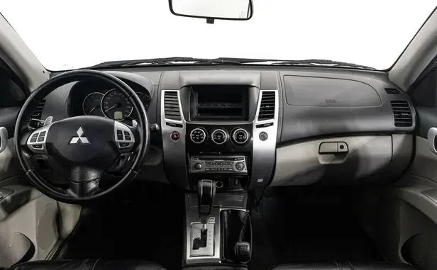 Mitsubishi Pajero Sport, II Рестайлинг — фото 5