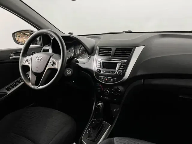 Hyundai Solaris, I Рестайлинг — фото 10