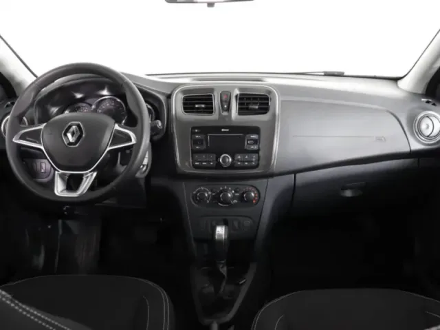 Renault Logan, II Рестайлинг — фото 11