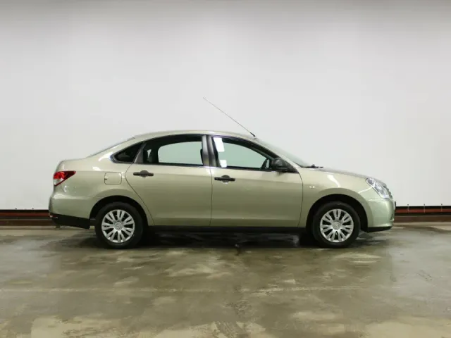 Nissan Almera, III (G15) — фото 2
