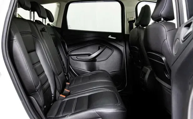 Ford Kuga, II Рестайлинг — фото 12