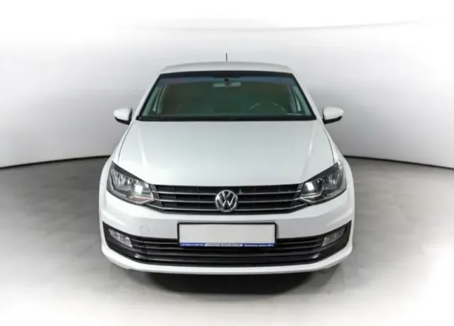 Volkswagen Polo, V Рестайлинг — фото 1