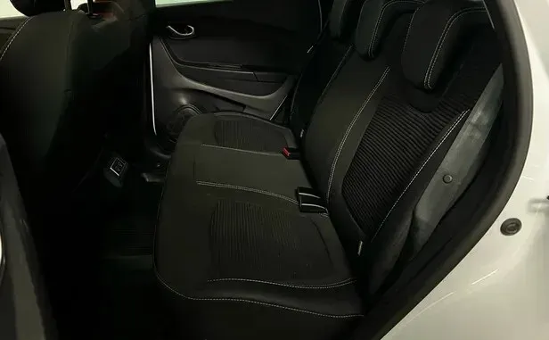 Renault Kaptur, I Рестайлинг — фото 5