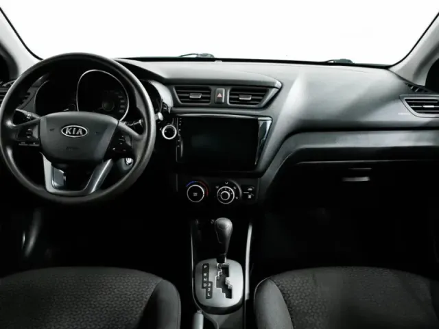 Kia Rio, III — фото 13