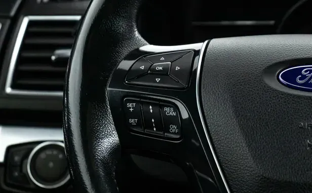 Ford Explorer, V Рестайлинг — фото 8