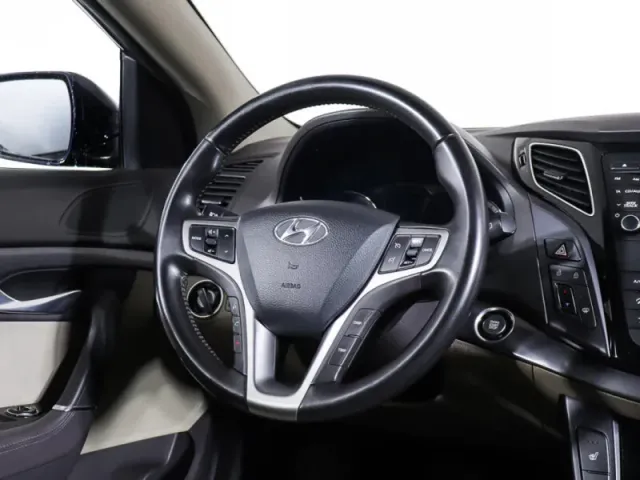 Hyundai i40, I — фото 18