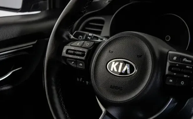 Kia Rio, IV — фото 5