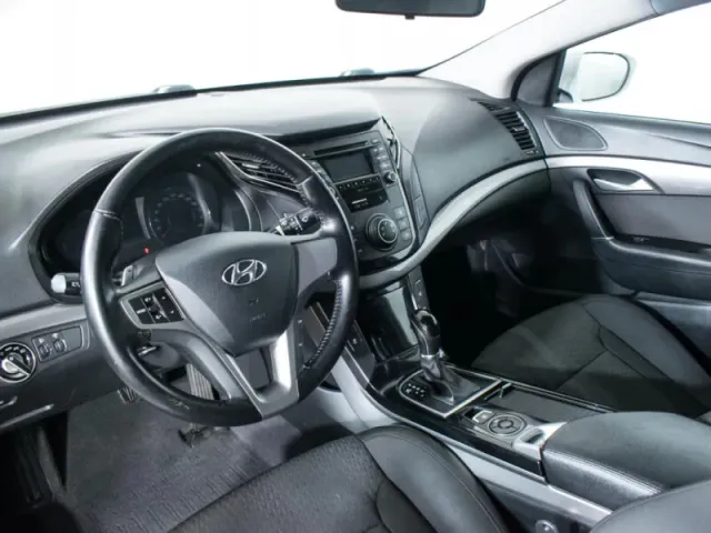 Hyundai i40, I — фото 13