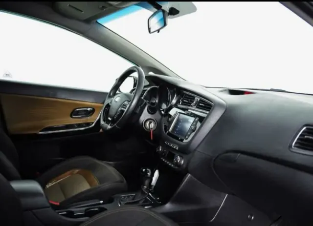 Kia Ceed, II Рестайлинг — фото 20