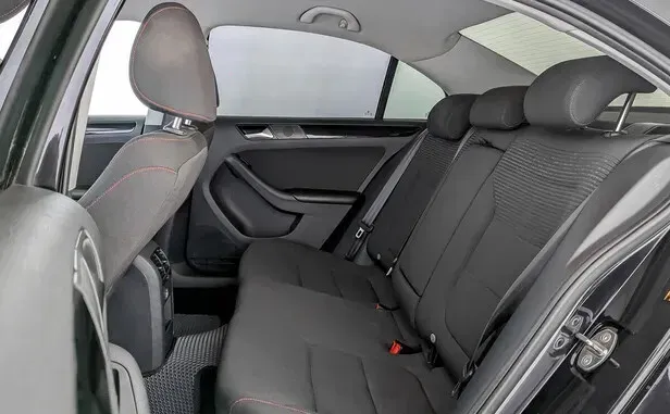 Volkswagen Jetta, VI Рестайлинг — фото 9