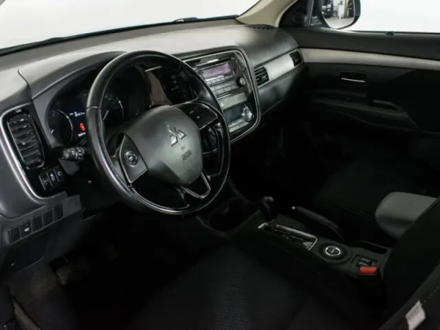 Mitsubishi Outlander, III Рестайлинг 2 — фото 12
