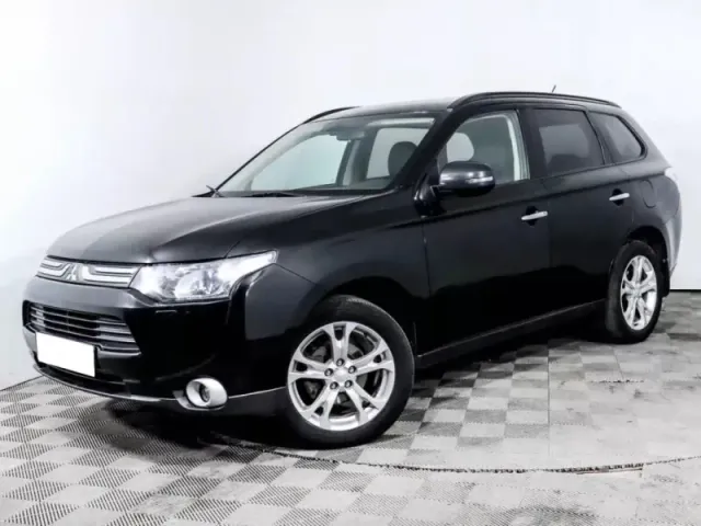 Mitsubishi Outlander, III — фото 1