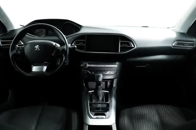 Peugeot 308, II — фото 11