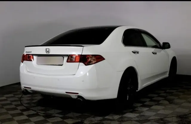 Honda Accord, VIII Рестайлинг — фото 3