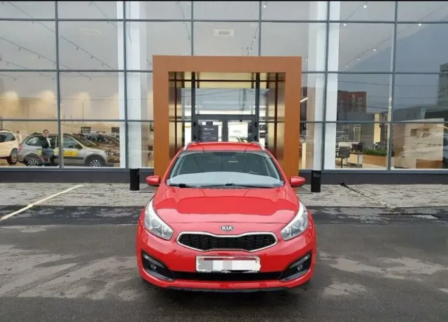 Kia Ceed, II Рестайлинг — фото 1