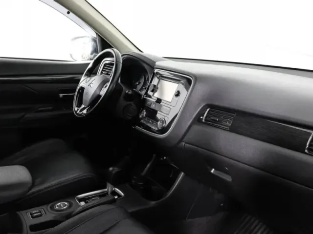 Mitsubishi Outlander, III Рестайлинг 2 — фото 8
