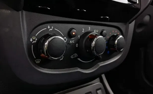 Renault Duster, I Рестайлинг — фото 15