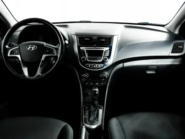 Hyundai Solaris, I Рестайлинг — фото 12