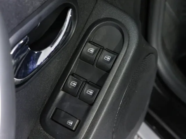 Nissan Terrano, III (D10) — фото 15