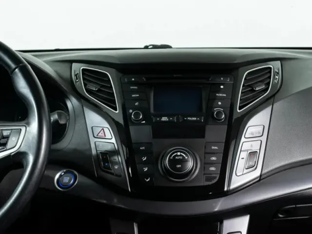 Hyundai i40, I Рестайлинг — фото 13