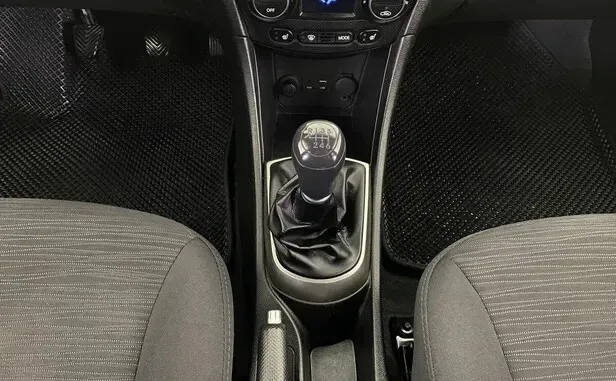 Hyundai Solaris, I Рестайлинг — фото 7