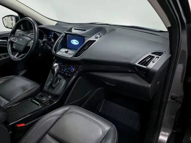 Ford Kuga, II Рестайлинг — фото 13