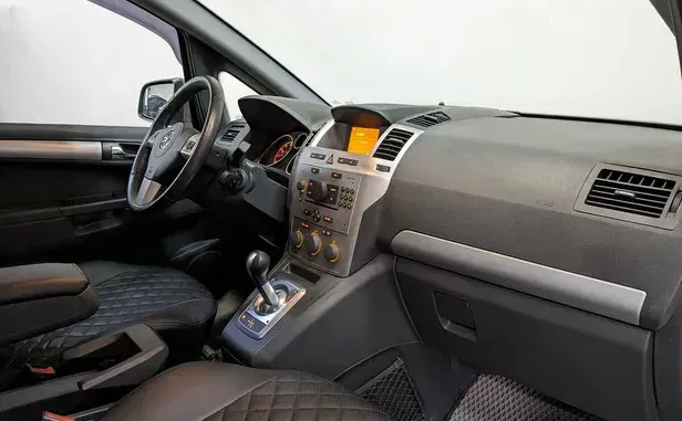 Opel Zafira, B Рестайлинг — фото 5