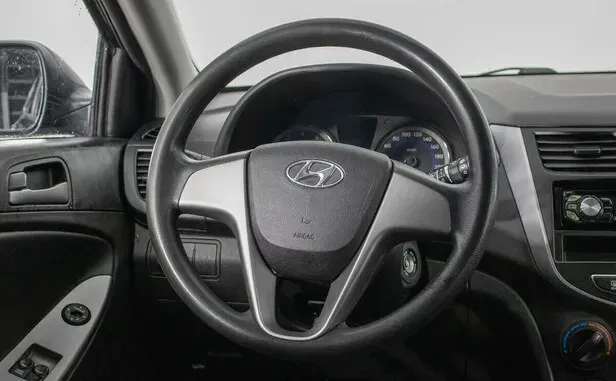 Hyundai Solaris, I Рестайлинг — фото 10
