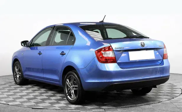 Skoda Rapid, I — фото 4
