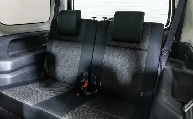 Suzuki Jimny, III Рестайлинг 2 — фото 7