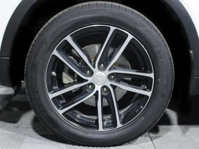 FAW Besturn X40, I — фото 7