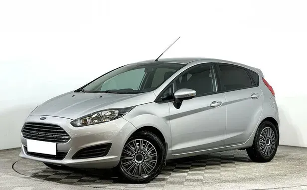 Ford Fiesta, Mk6 Рестайлинг — фото 1