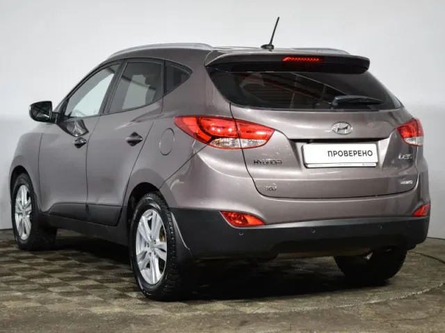 Hyundai ix35, I — фото 6