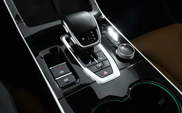 OMODA C5 — фото 16
