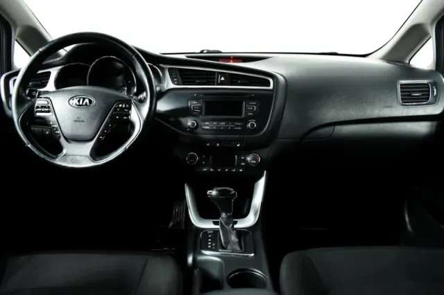 Kia Ceed, II Рестайлинг — фото 13