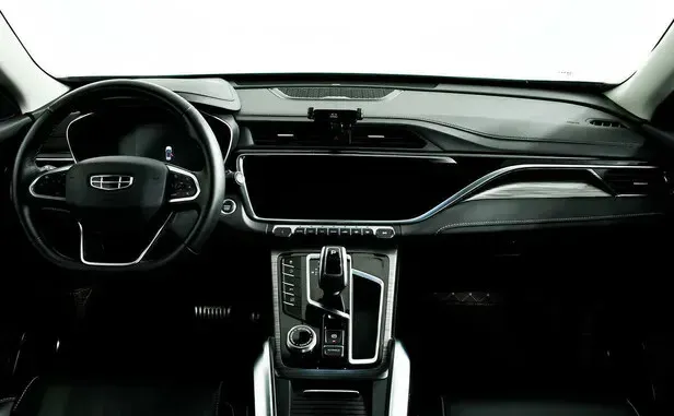 Geely Atlas Pro — фото 5