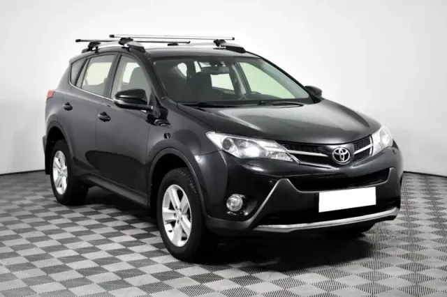 Toyota RAV4, IV (XA40) — фото 3