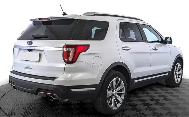 Ford Explorer, V Рестайлинг — фото 2