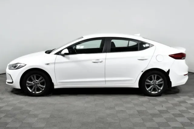 Hyundai Elantra, VI (AD) — фото 8
