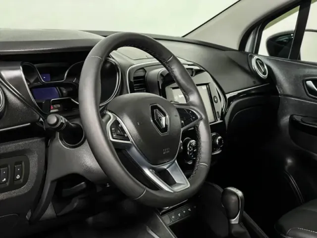 Renault Kaptur, I Рестайлинг — фото 13