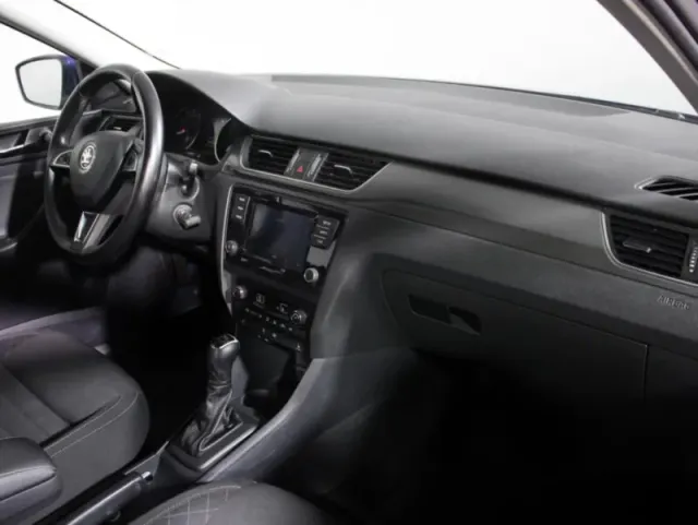 Skoda Rapid, I Рестайлинг — фото 10