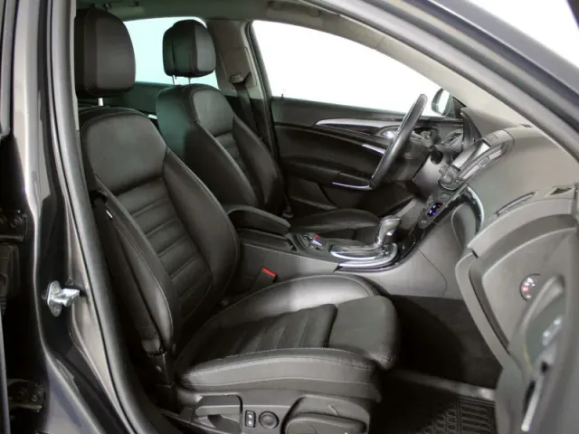 Opel Insignia, I — фото 12