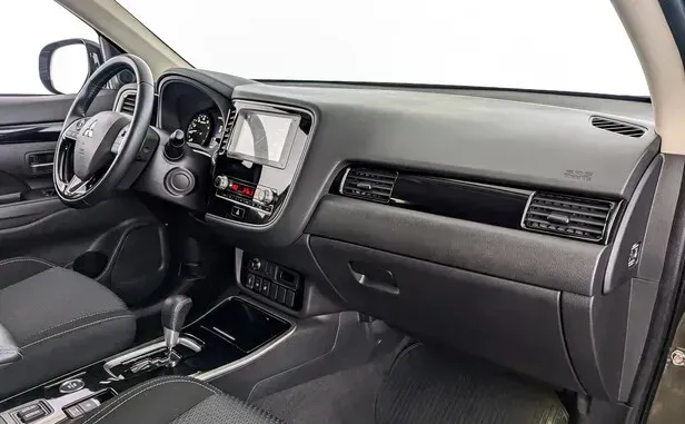 Mitsubishi Outlander, III Рестайлинг 3 — фото 7