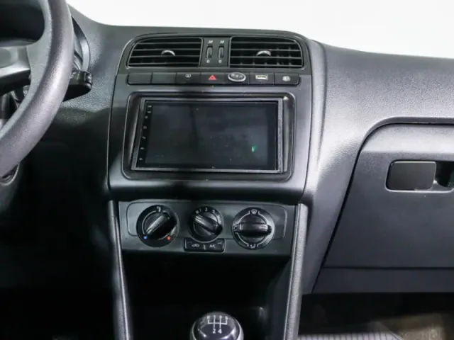 Volkswagen Polo, V Рестайлинг — фото 12