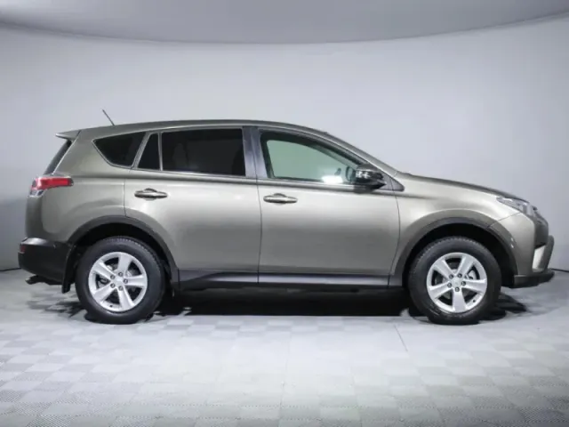Toyota RAV4, IV (XA40) Рестайлинг — фото 4