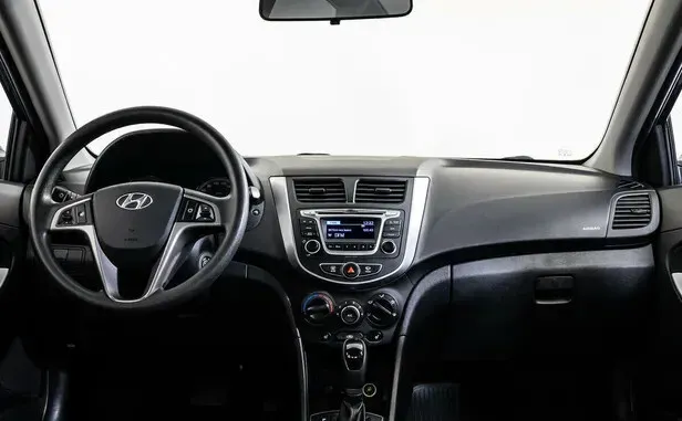 Hyundai Solaris, I Рестайлинг — фото 7