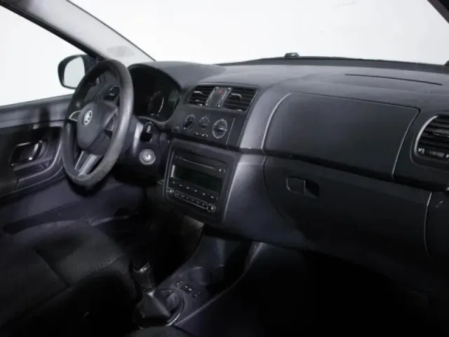 Skoda Fabia, II Рестайлинг — фото 10
