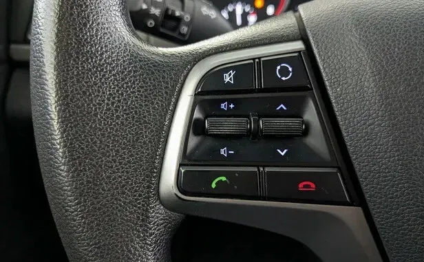 Hyundai Elantra, VI (AD) — фото 14